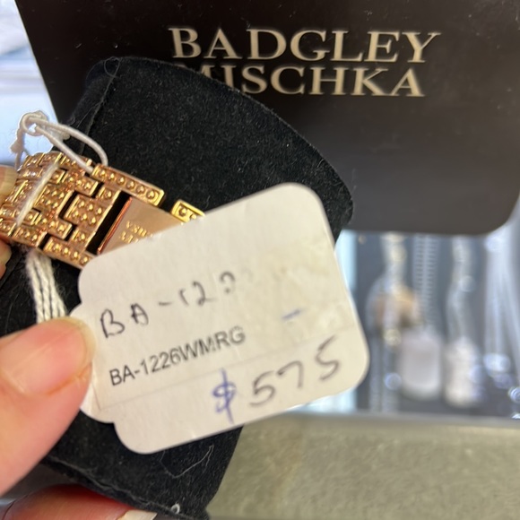 BADGLEY MISCHKA rose gold with Swarovski crystal watch - Picture 9 of 9